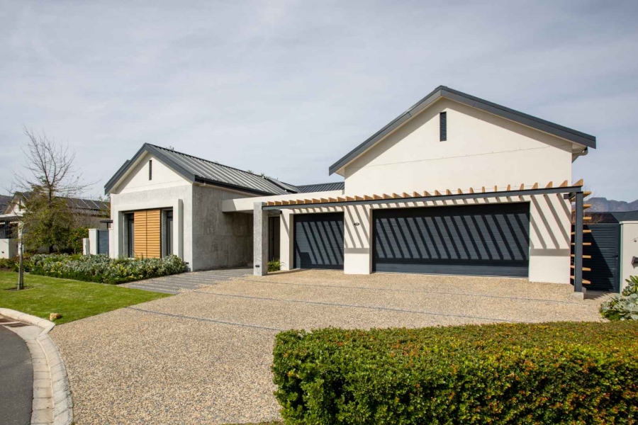 To Let 3 Bedroom Property for Rent in Val De Vie Estate Western Cape